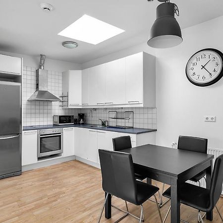 Baron Downtown Apartments Reykjavik Bagian luar foto