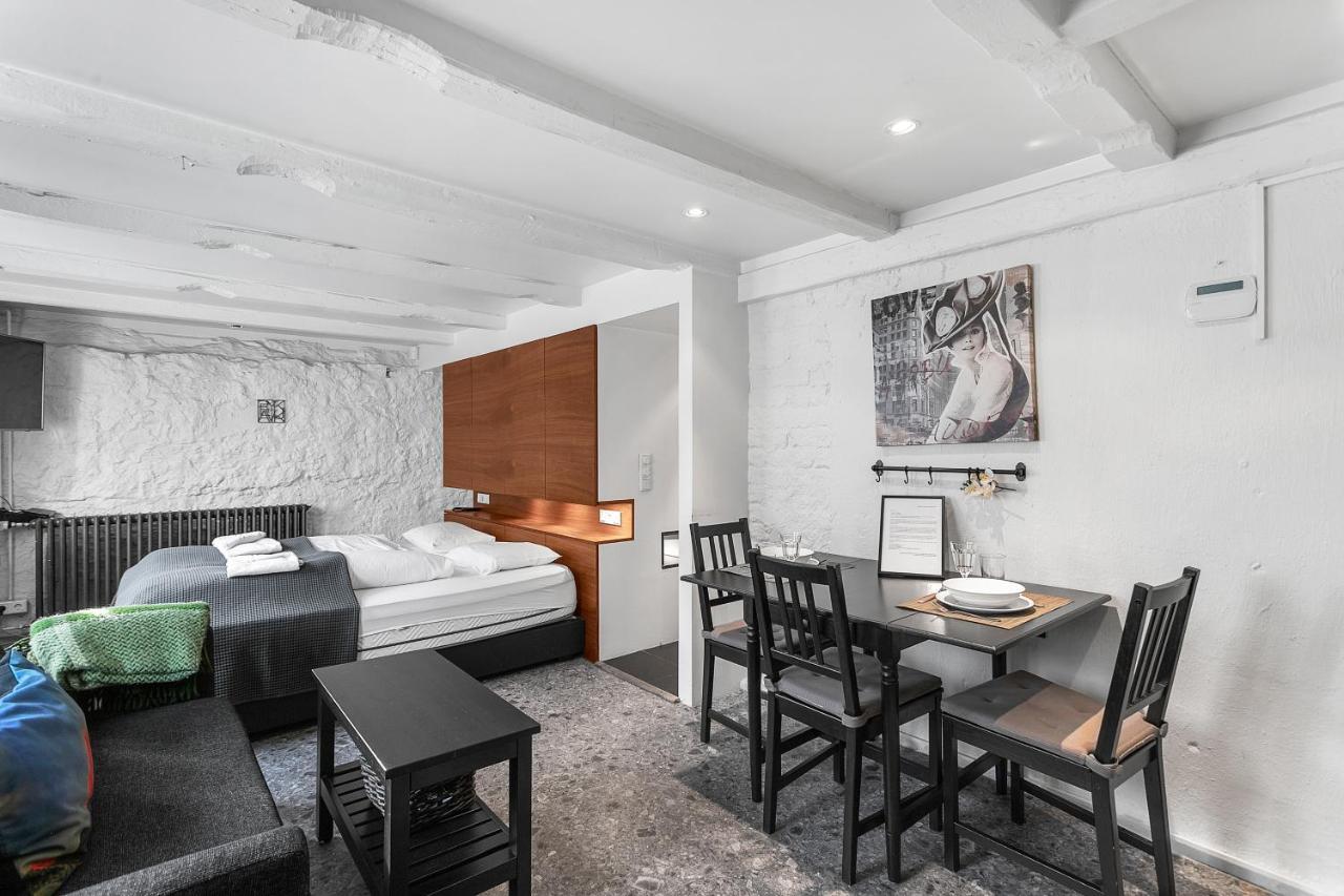Baron Downtown Apartments Reykjavik Bagian luar foto