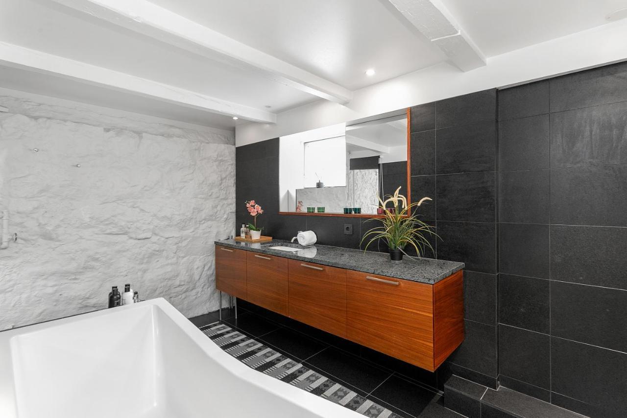 Baron Downtown Apartments Reykjavik Bagian luar foto